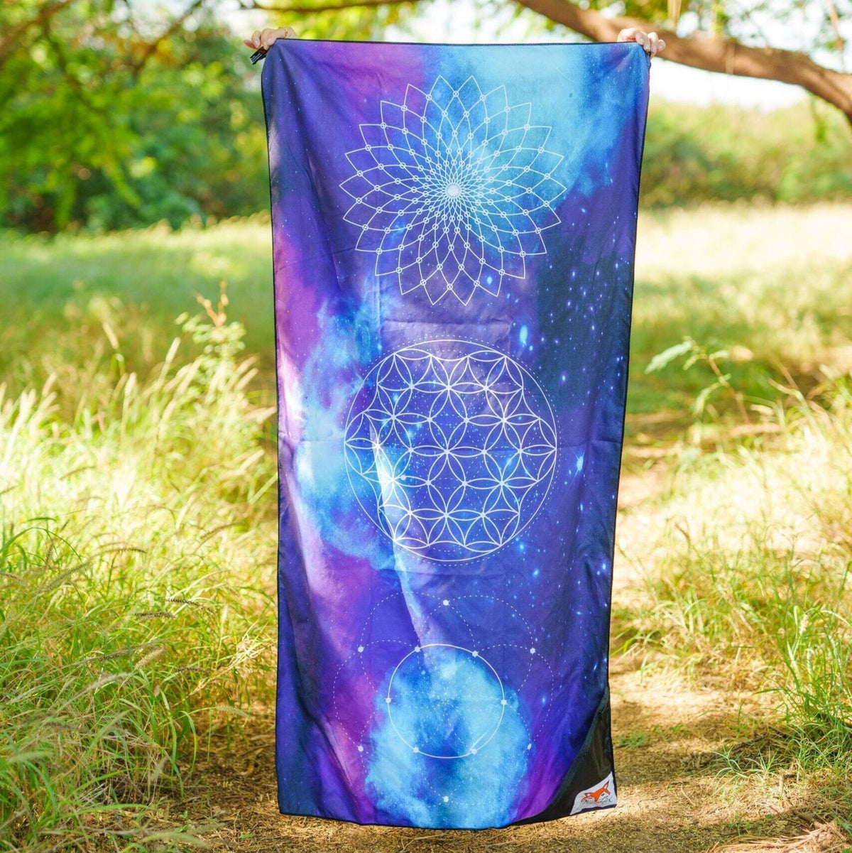 Adventure Towel Beach Size L with Pouch- Cosmic image 5