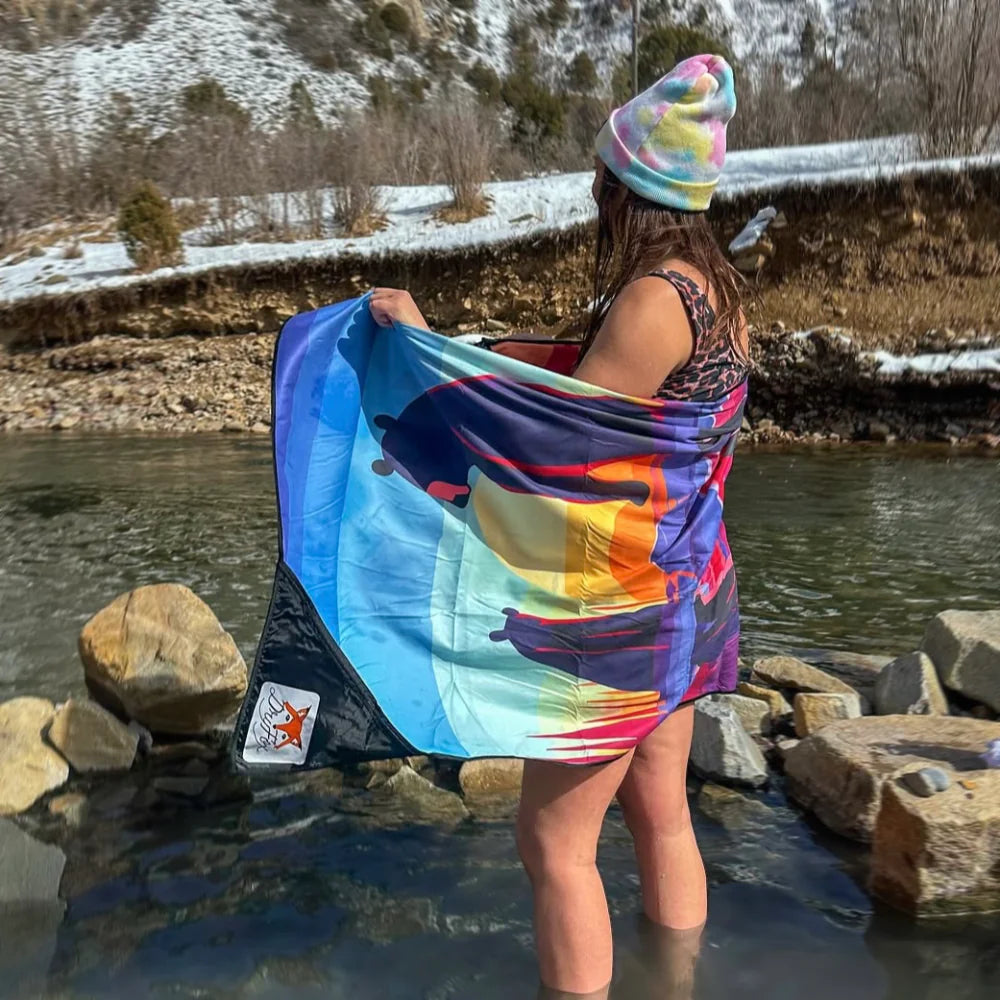 Adventure Towel Beach Size L with Pouch- Reflect image 2
