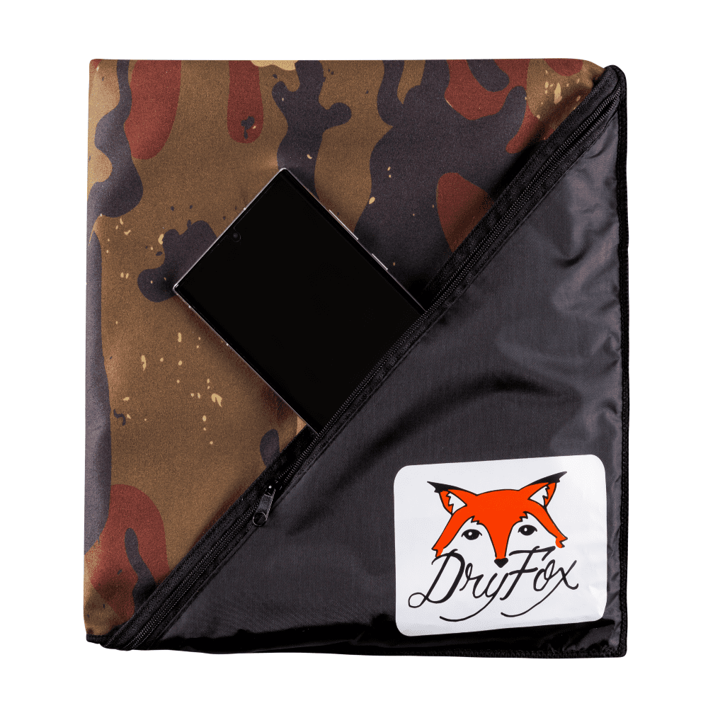Adventure Towel Beach Size L with Pouch- Camo image 1