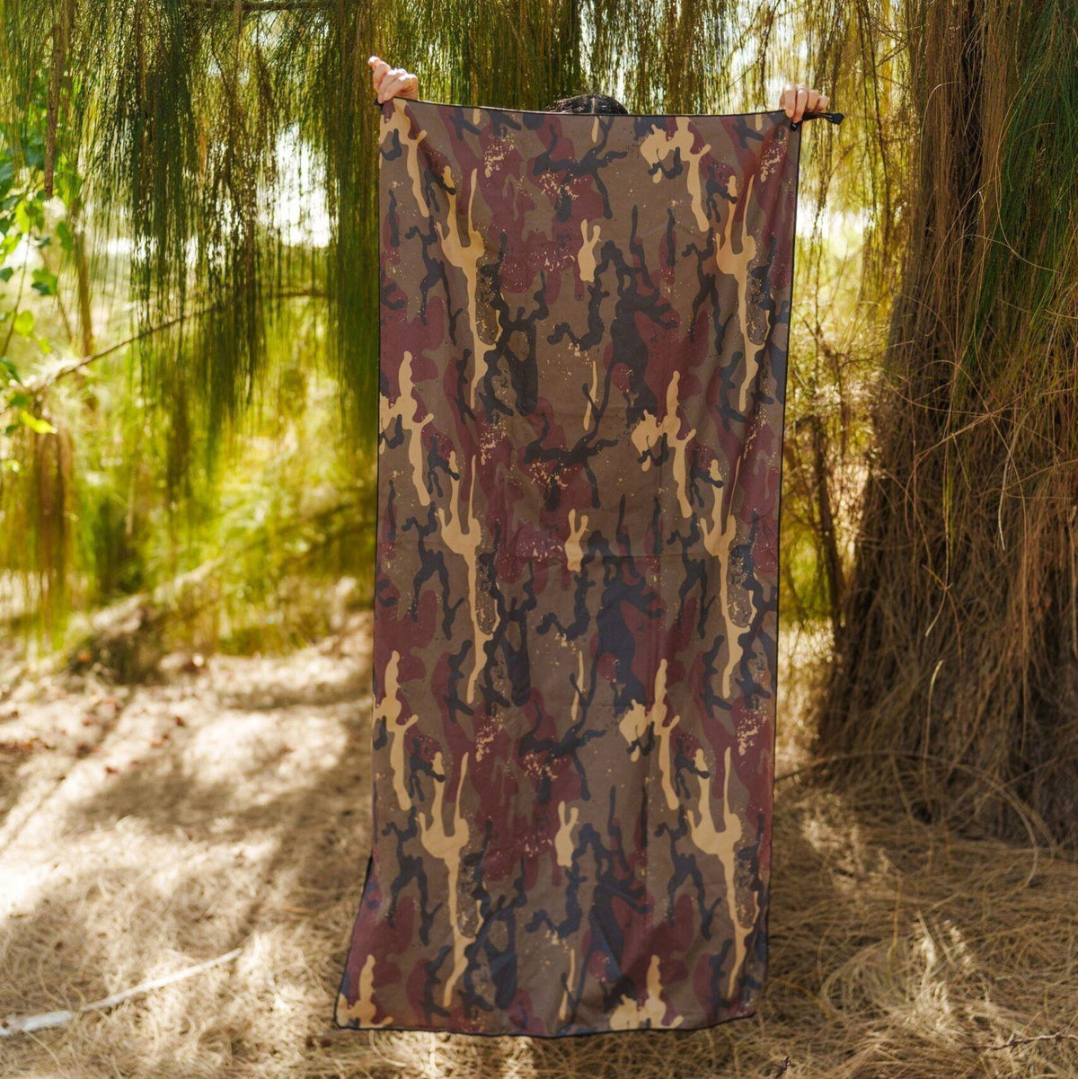 Adventure Towel Beach Size L with Pouch- Camo image 5