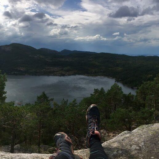 view hiking Preikestolen